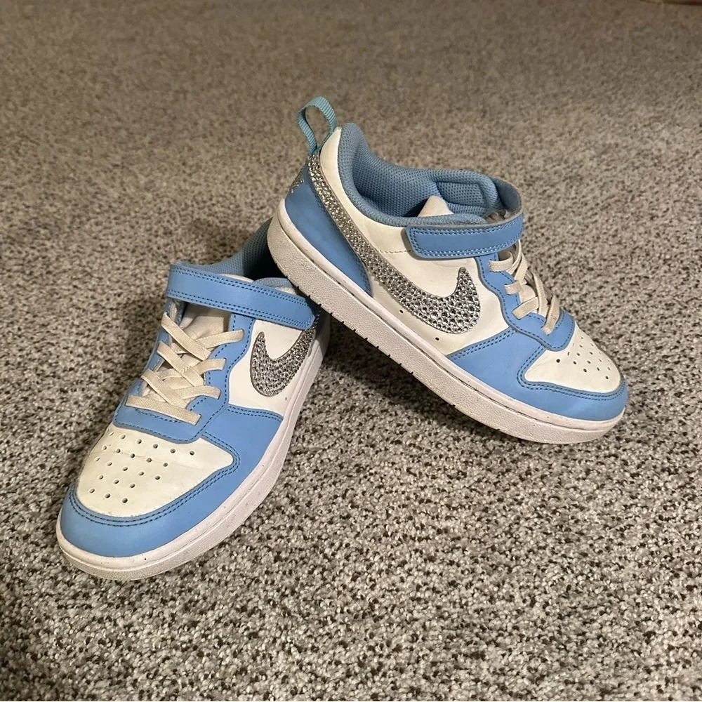 Big Kids NIKE COURT 2.5 Blue White Sneakers Bling Swoosh Logo Crystals
